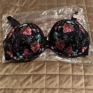 Victoria's Secret Black Bra with Multicolor Floral Embroidery